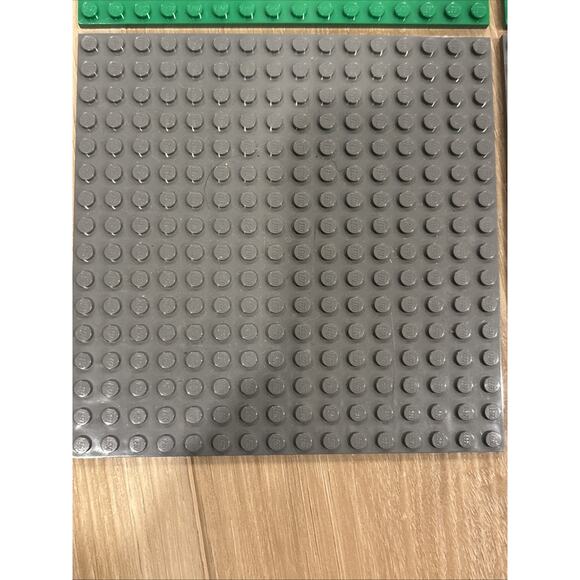 Lego 16 x 16 Plate Lot Of 6 #91405 Dark Tan, Green, Dark Bluish Gray 2x of Each - Picture 7 of 9